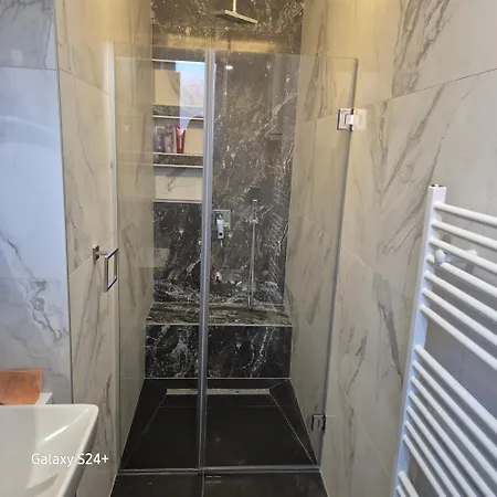 Platinum Apartment